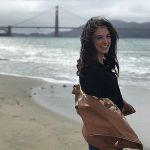 Meet your Posher, Nicole